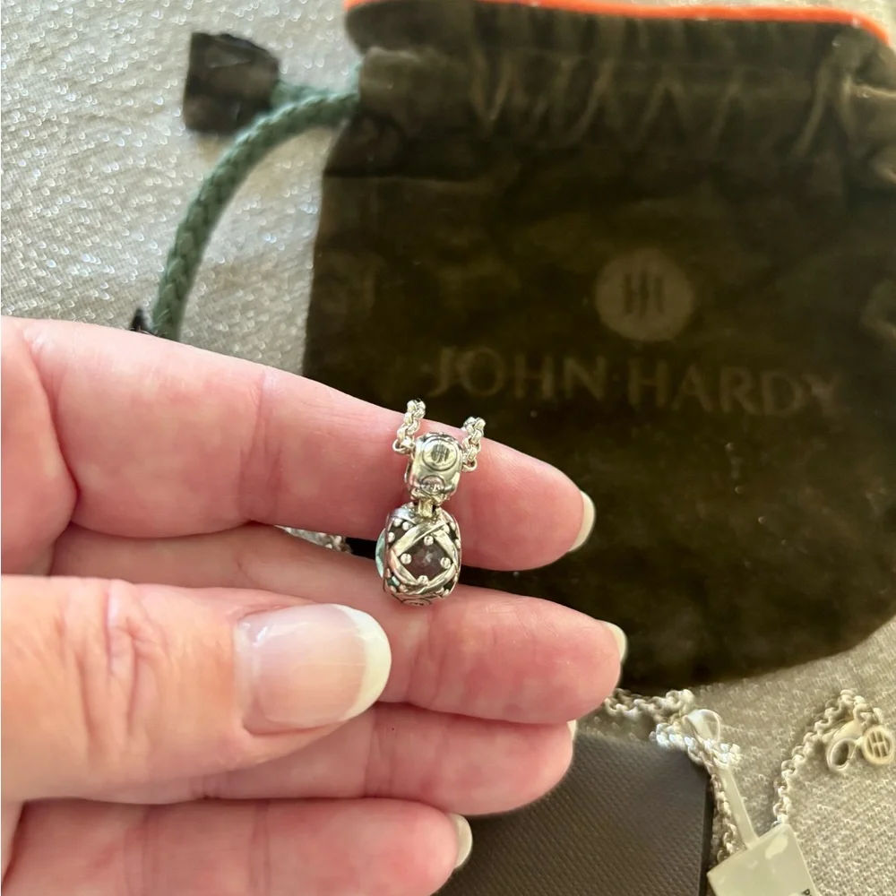 John Hardy Blue Topaz Gold and Silver Necklace NWT - Picture 3 of 6